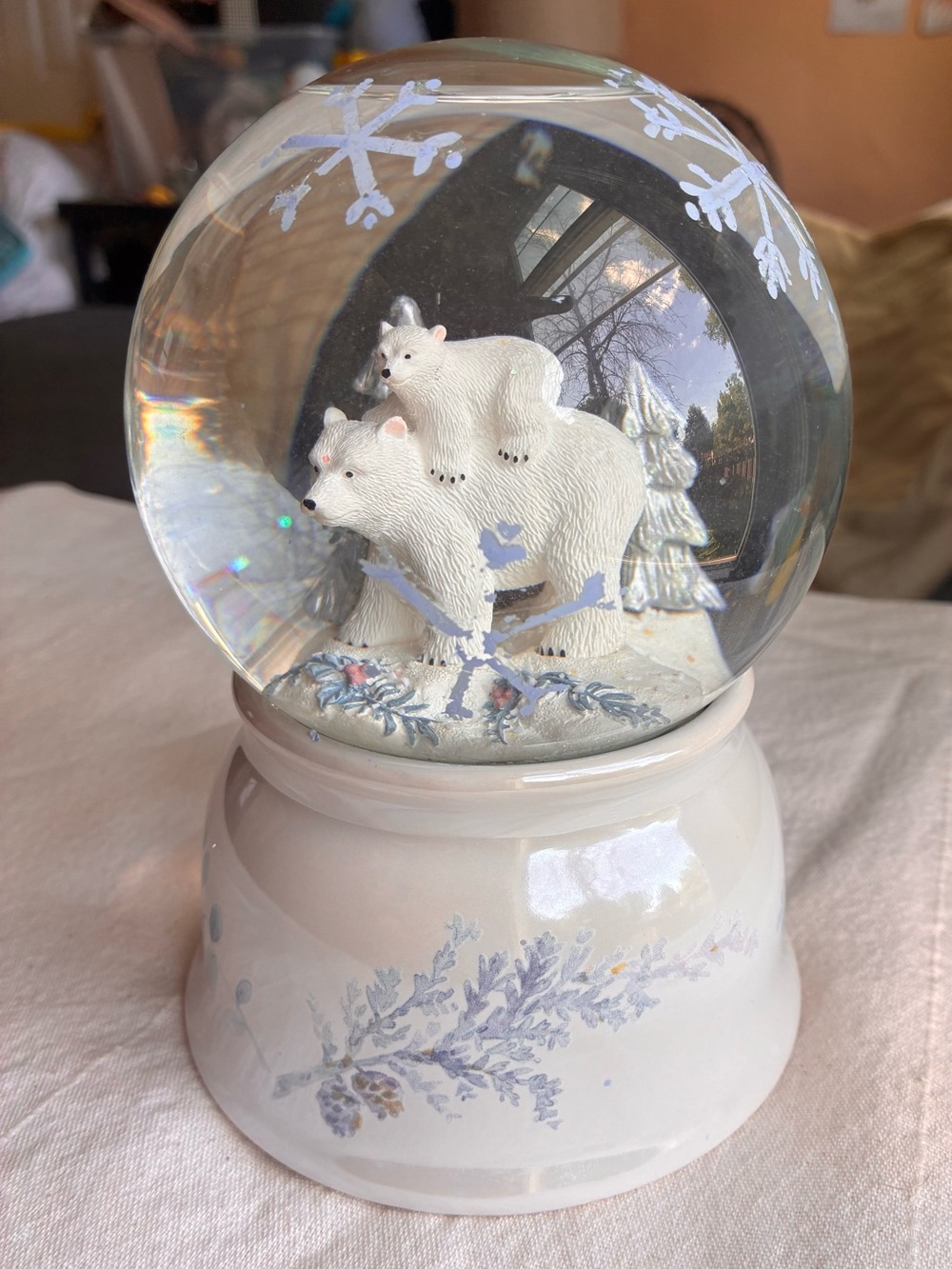 Vintage Pfaltzgraff Musical Snow Globe Winter Frost Collection Polar Bear WORKS - Picture 2 of 8